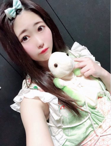 今日もありがとう🐢💕レアなでこ出しでした👻メンバーにはげたま（胸についてるかめさん）に似てるっていわれたんだけど似てるけ？💚